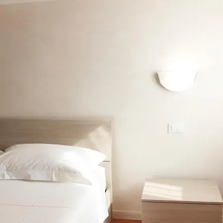 Locazione Turistica Aquila 1 Apartment